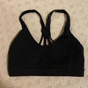 Lululemon light support sports bra! Size 6